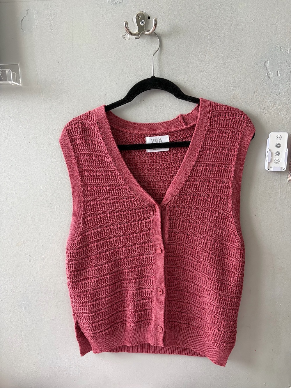 Zara Rose Pink Knit Button-Front Sleeveless Sweater Vest